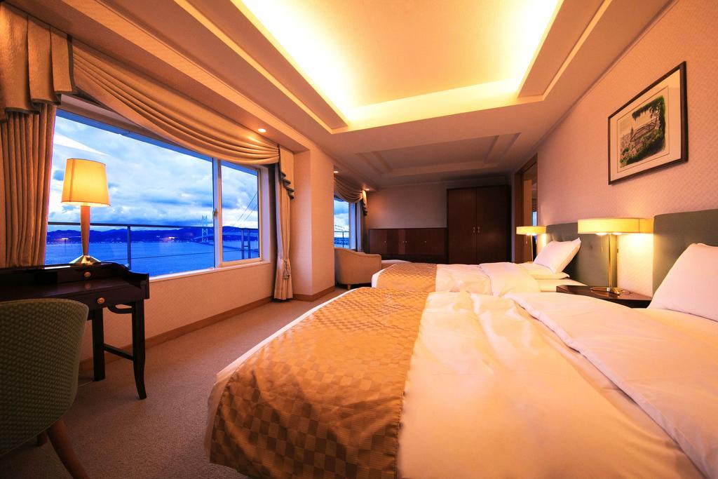 Seaside Hotel Maiko Villa Кобе Экстерьер фото