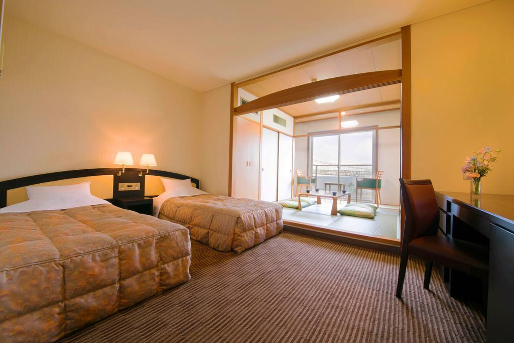 Seaside Hotel Maiko Villa Кобе Экстерьер фото