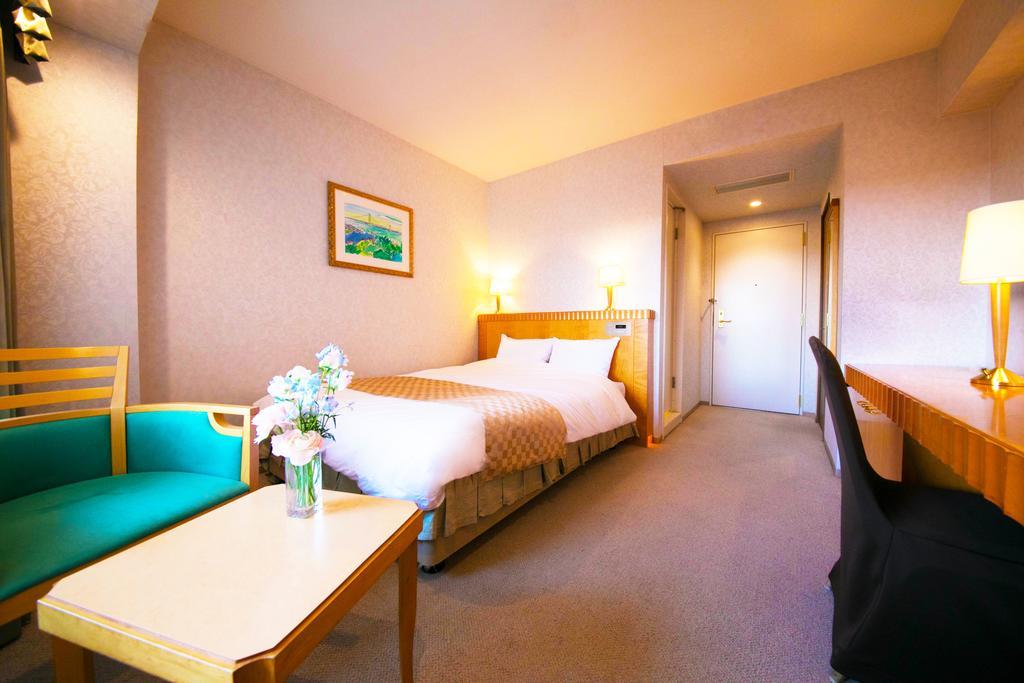 Seaside Hotel Maiko Villa Кобе Экстерьер фото